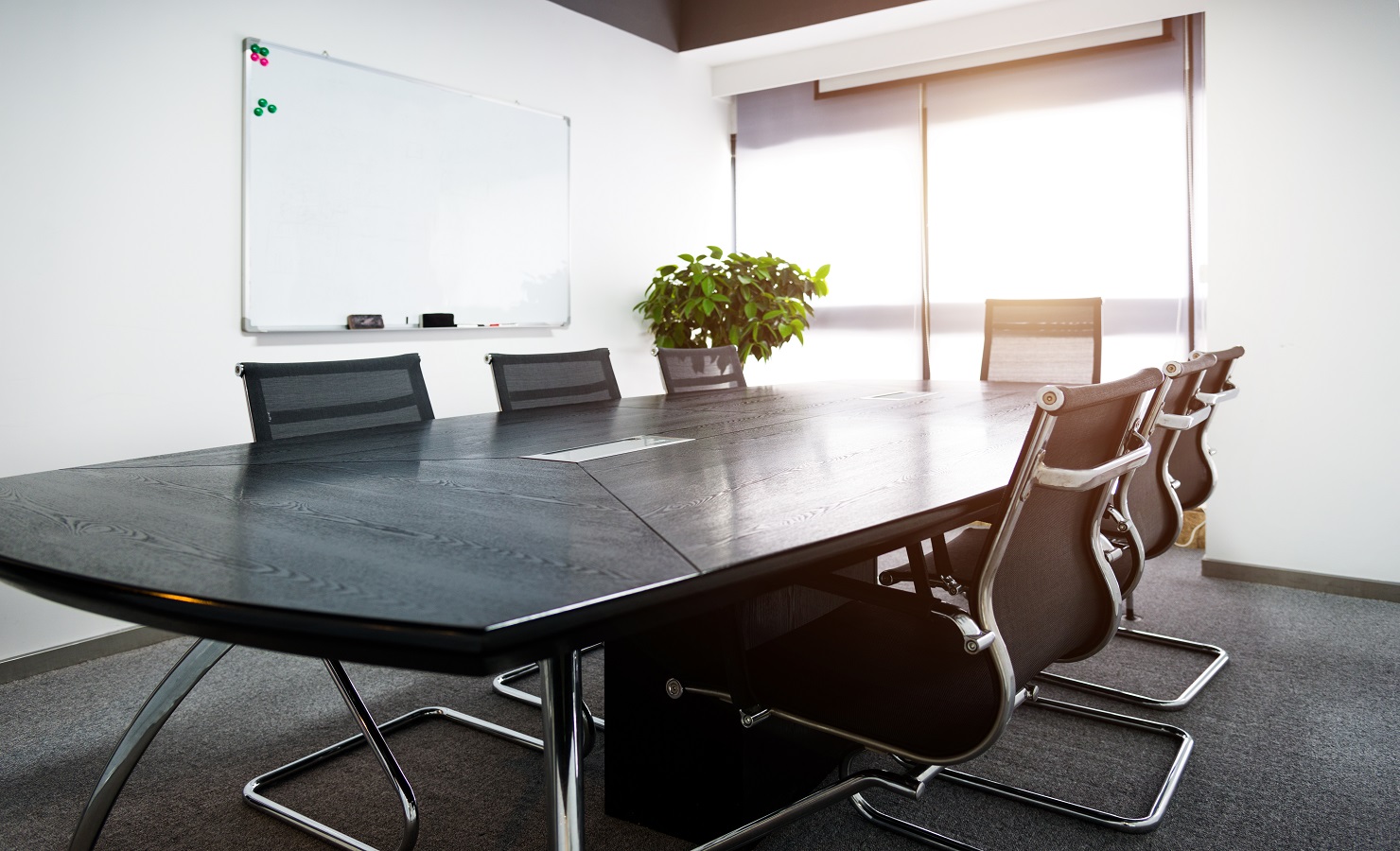 Top 10 des conseils pour organiser efficacement une salle de réunion