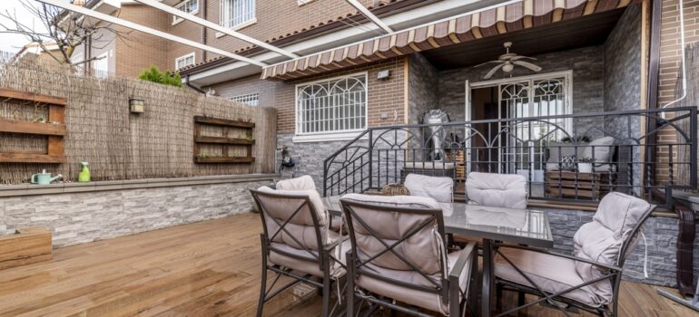 Store banne : comment faire le meilleur choix pour votre maison ?